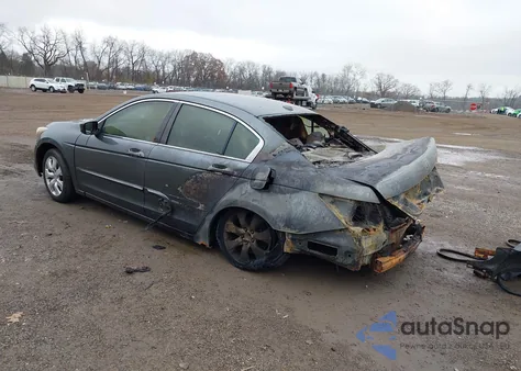 2010 Honda Accord 2.4 Ex-L z USA, uszkodzony, nr VIN 1HGCP2F86AA176646